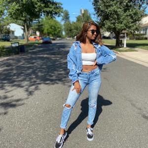 Meet your Posher, Avishka